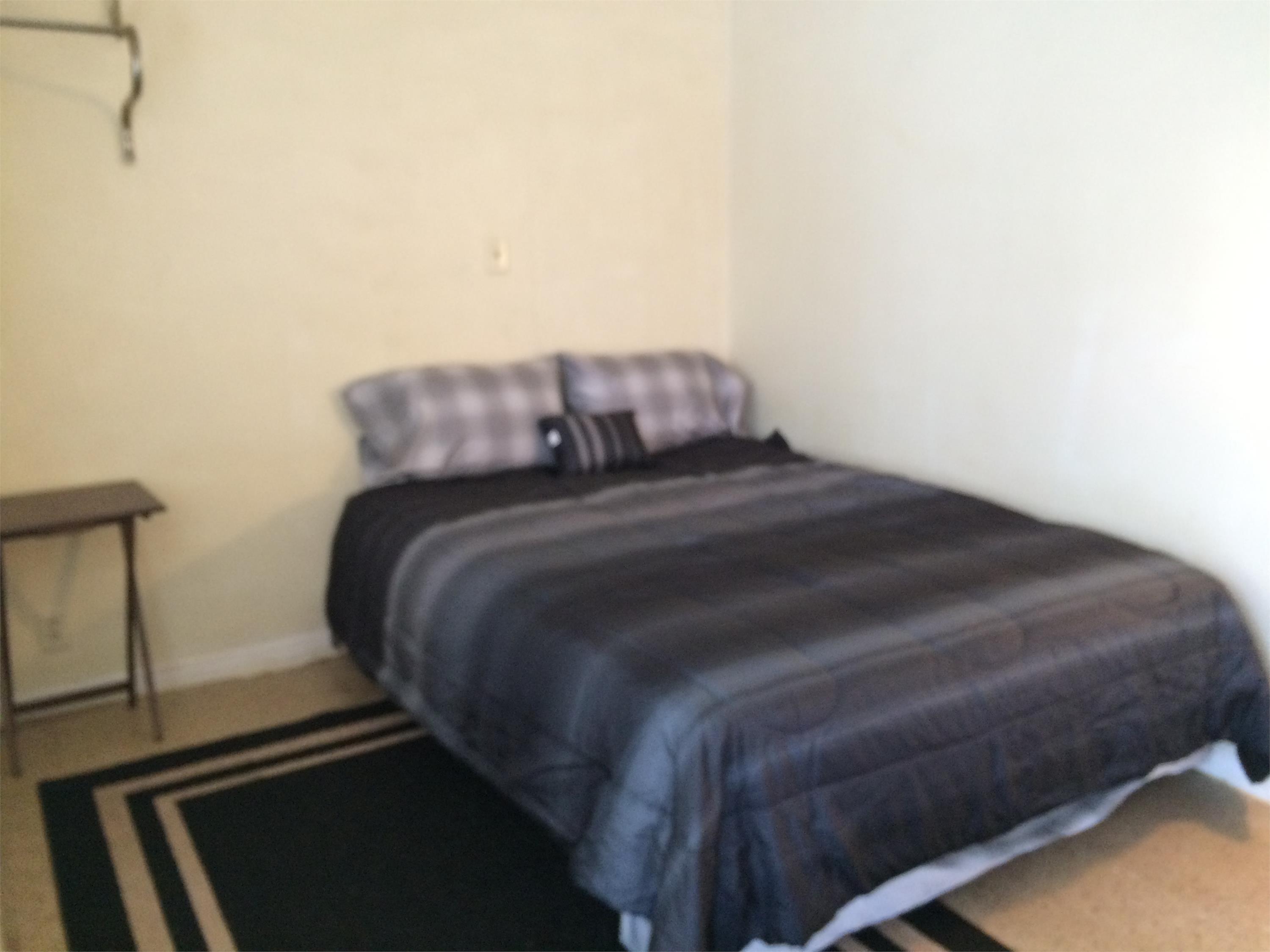 3031 University Ave - 26