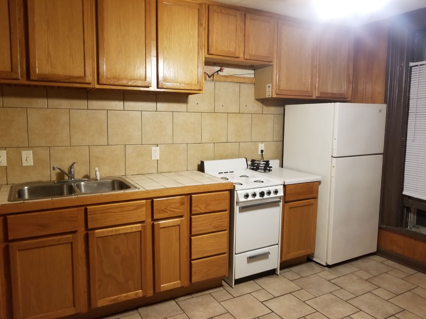 629 1/2 E. 4th St