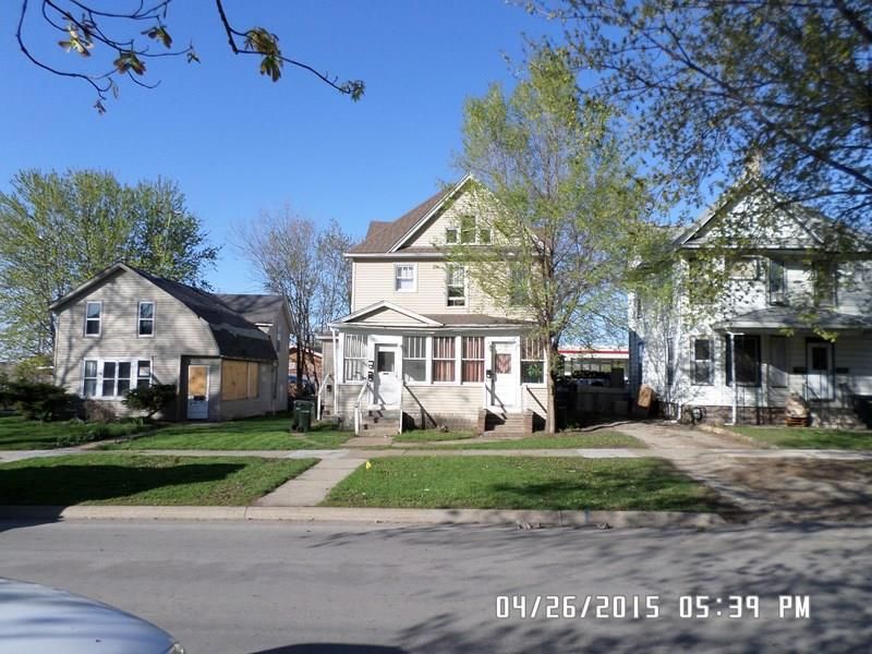 1021 1/2 South St