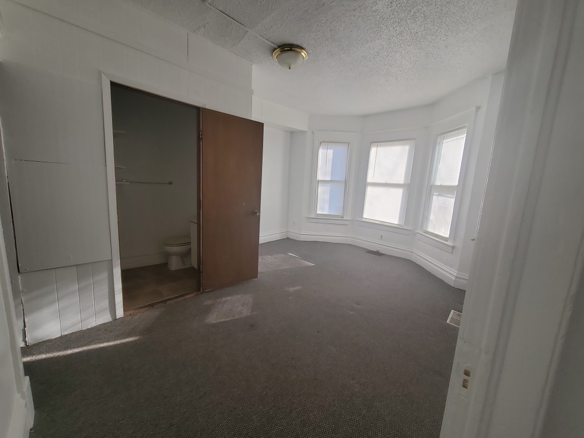 729 West 5th Street - 1