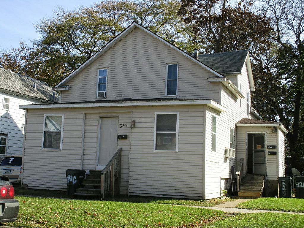 Property main image