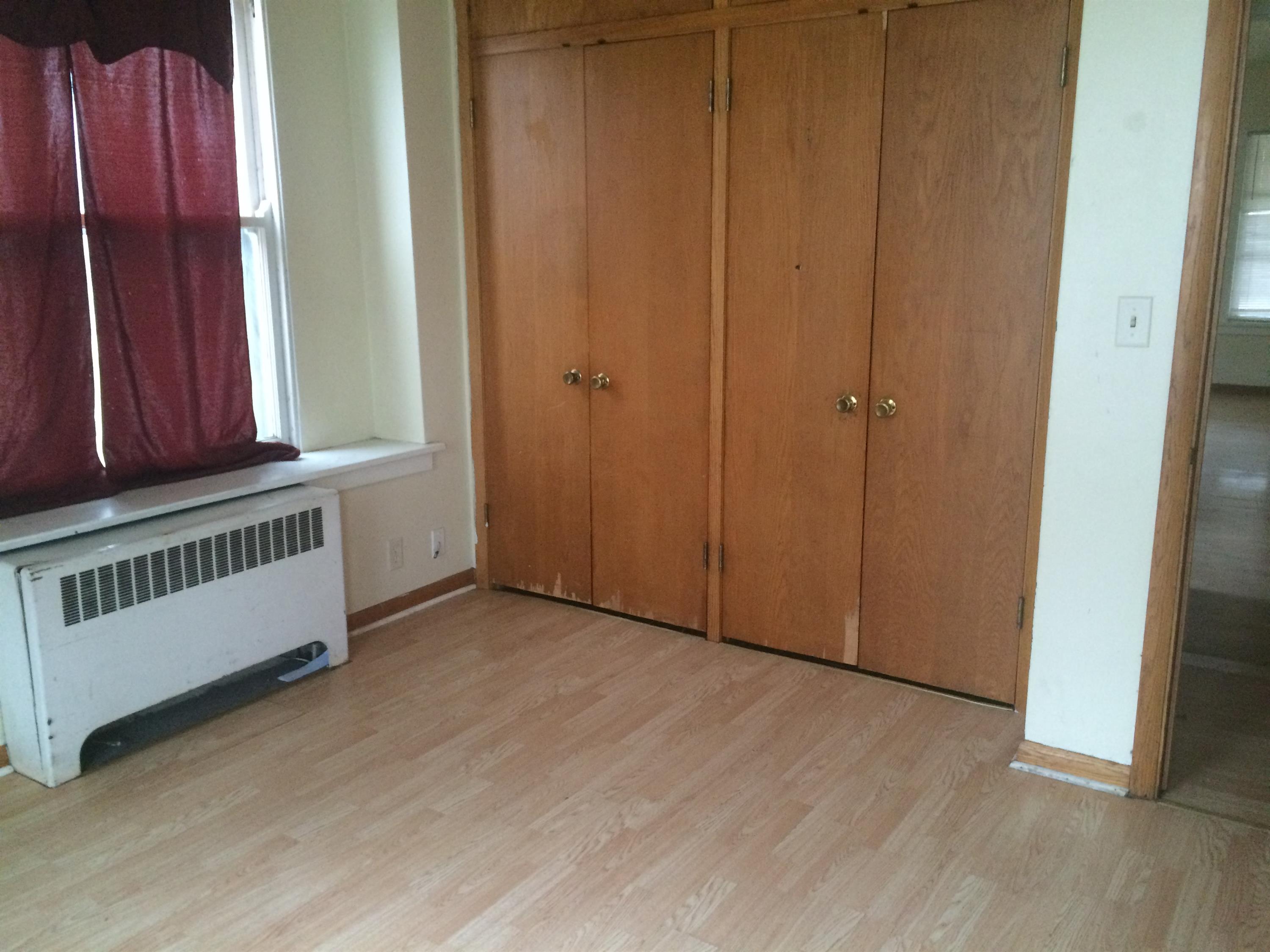 1002 W. 4th St - 4