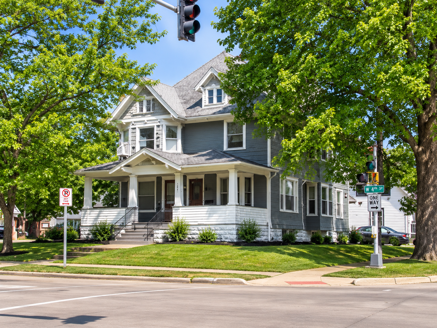 1002 W. 4th St - 4