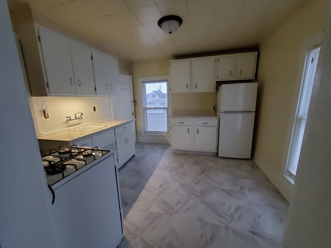 626 W. 7th St - 4